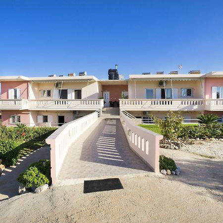 Skamagkas G. Apartments Stavrós エクステリア 写真