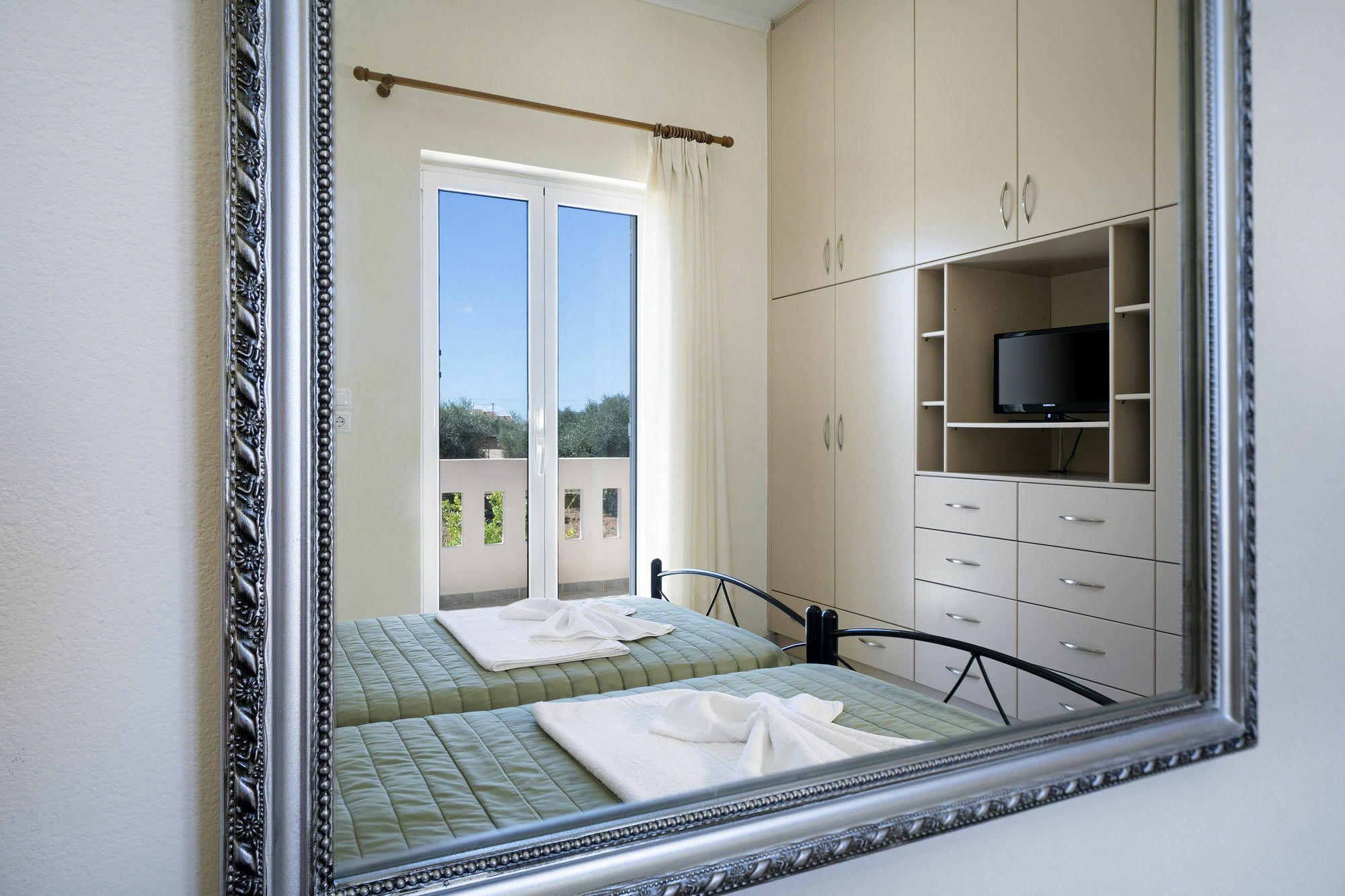 Skamagkas G. Apartments Stavrós エクステリア 写真